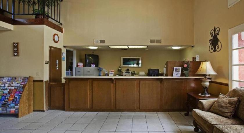 Days Inn By Wyndham Hemet Exterior foto